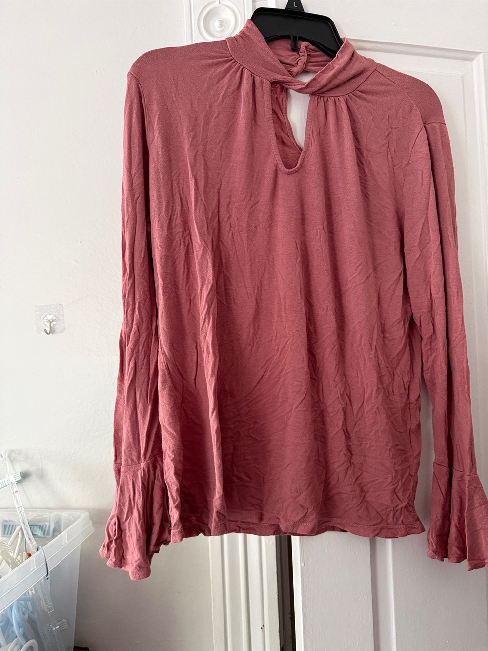Women's Keyhole Mock Neck Long-Sleeve Top - Dusty Rose